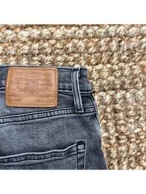502 Levi’s Men’s Jeans Premium (33x32) Stone gray Wash Taper Fit